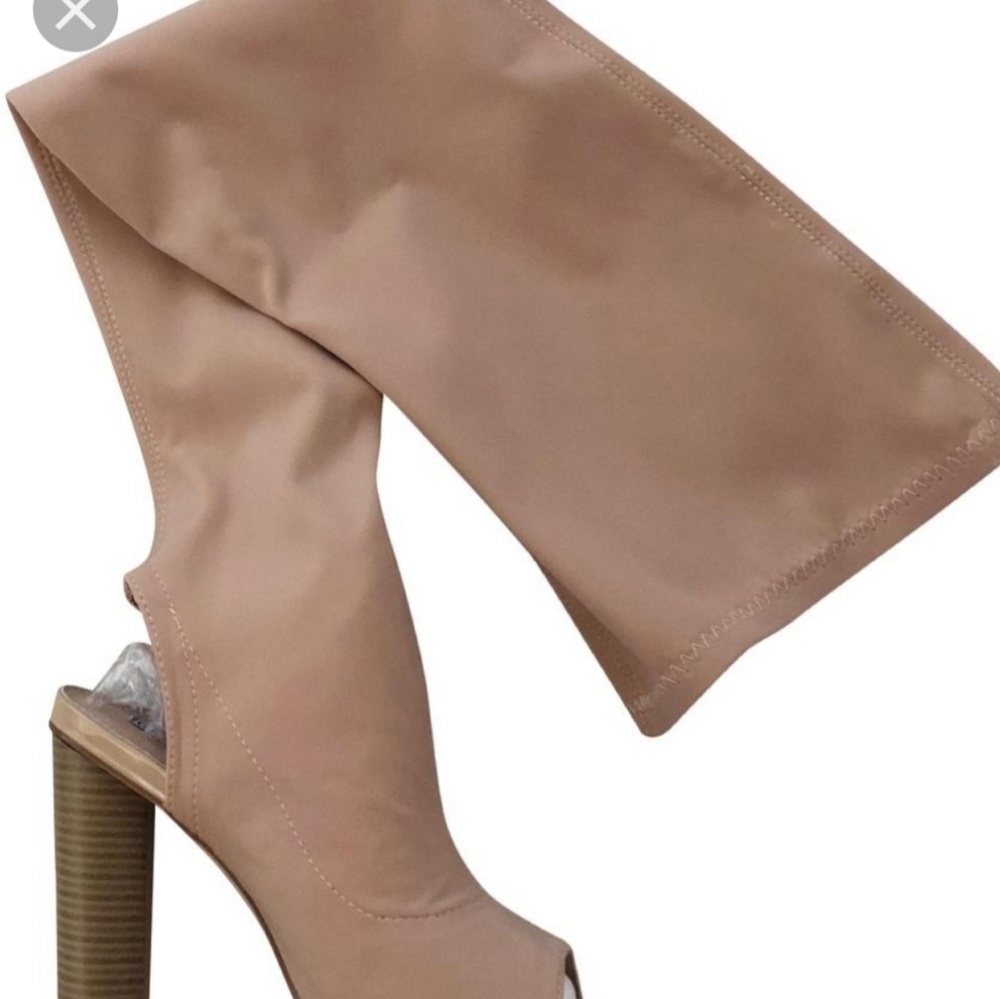 Cape Robbin Nude Boots  NWT